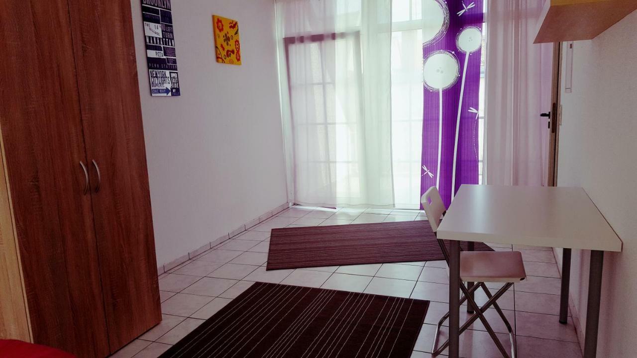 White House 'Privatzimmer' Mannheim Eksteriør bilde