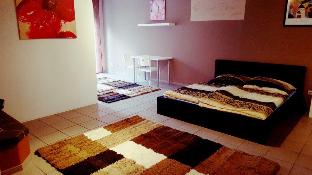 White House 'Privatzimmer' Mannheim Eksteriør bilde